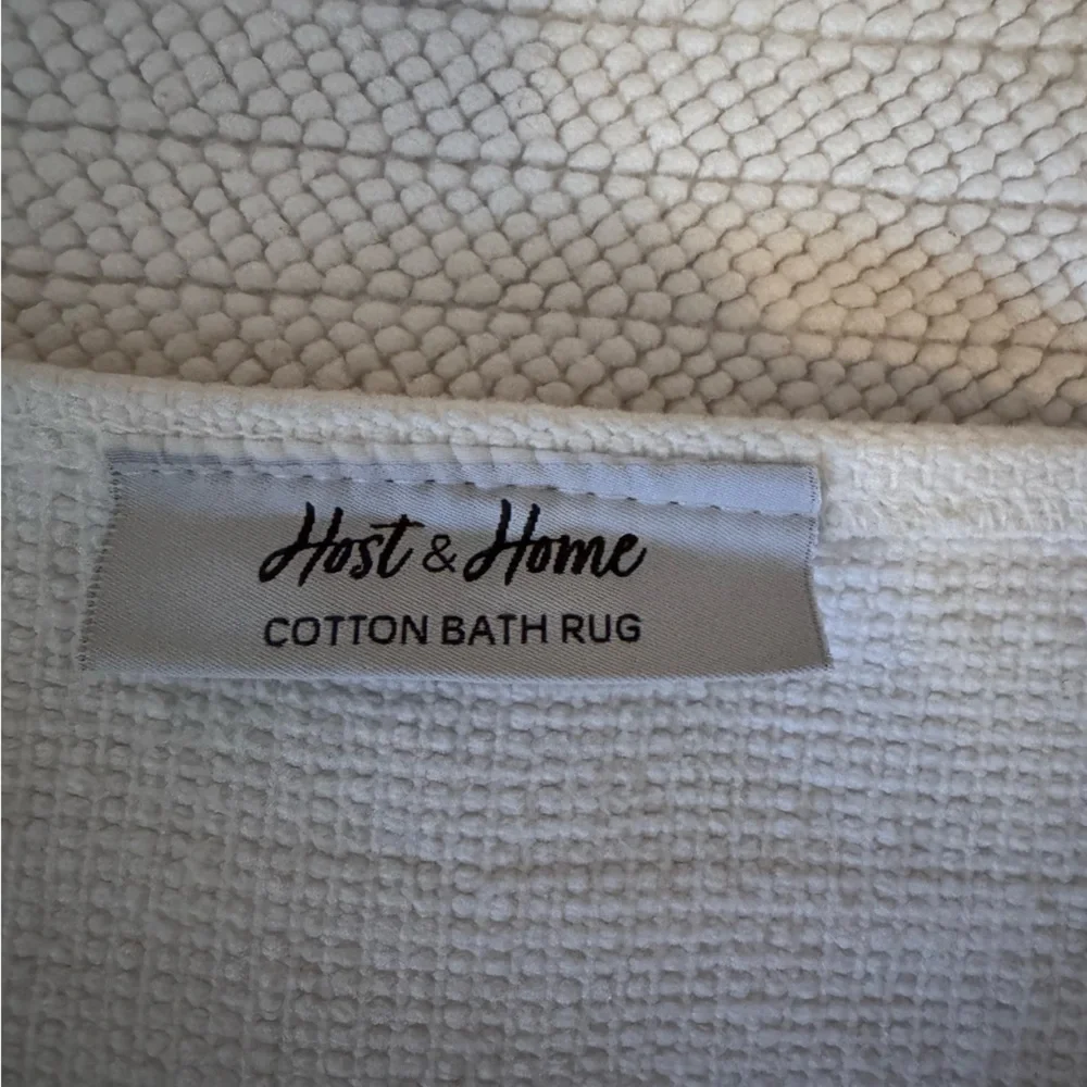 White Bath Mat